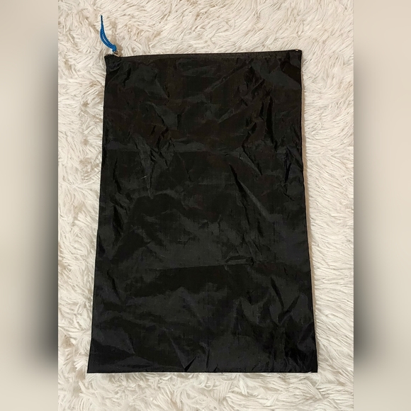 GGDB Sneaker Bag with Zipper - Picture 3 of 7